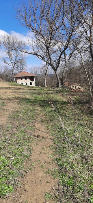 Парцел в регулация