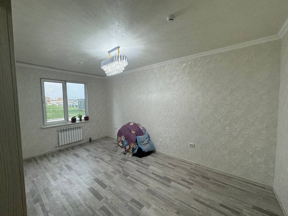 SROCHNA Yashnobod olmos mahalla 3/1/16 sotiladi