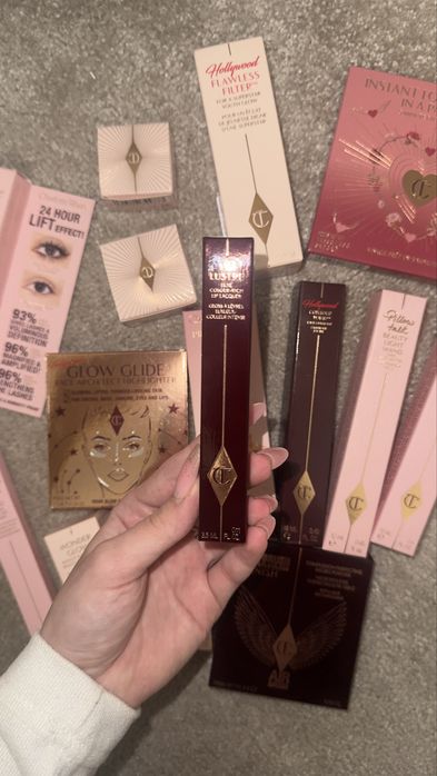 Charlotte tilbury lip lustre