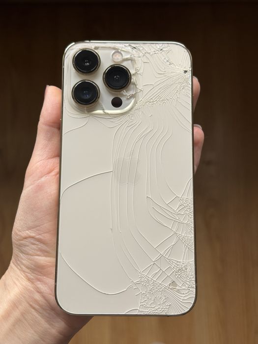 IPhone 13 Pro 256 GB - telefon complet functional