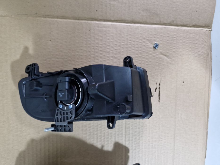 Proiector ceata Audi A4 B8 facelift 2012-2015 Nou
