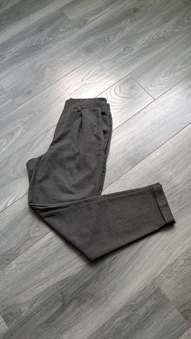Pantaloni Bershka S