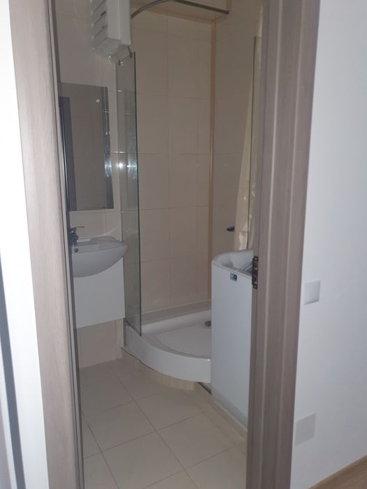 Inchiriez apartament 2 camere