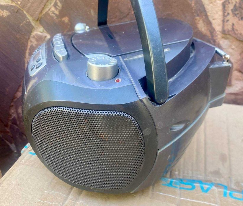 Продам Бумбокс LG, модель LPC-M140X