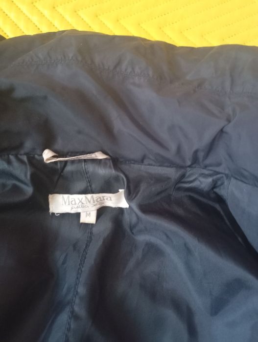 Продам пуховик женский.