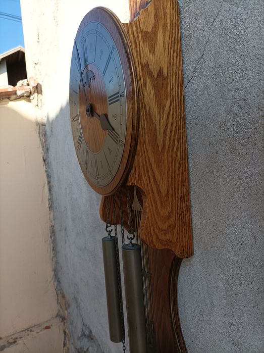 Немски стенен часовник работещ