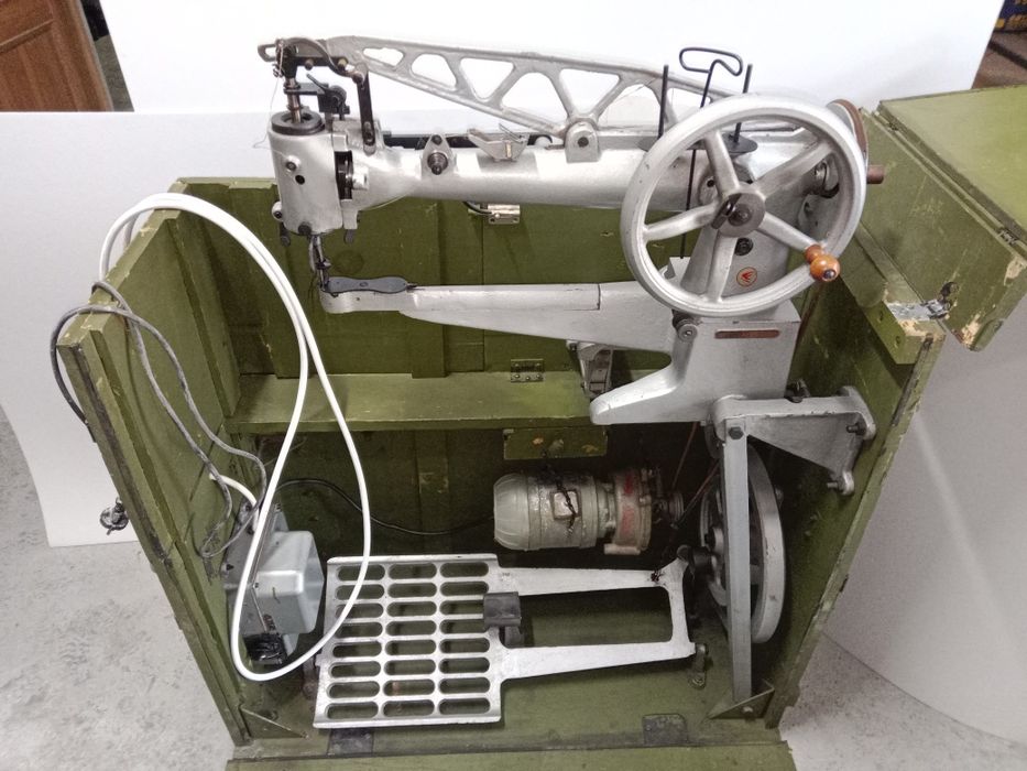 Швейная машина 378 класса ПМЗ