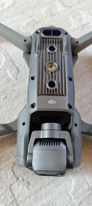 DJI Air 2S Fly More Combo, дрон в отлично състояние - нов