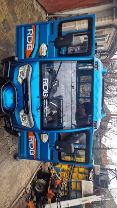 Vând triciclu maxclass pro