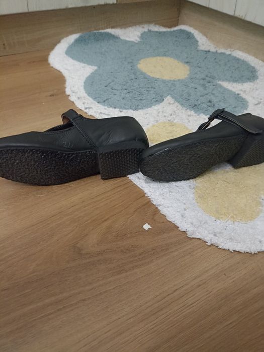 Детски скарпини, много добро състояние
