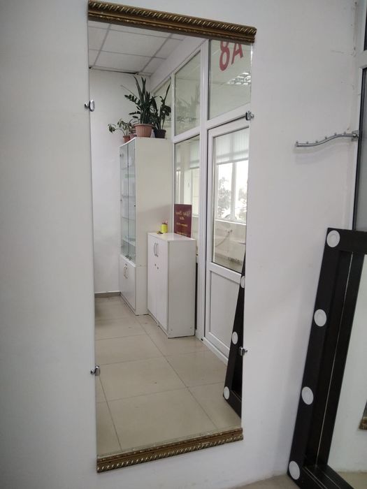 Продаются шкафы, зеркала