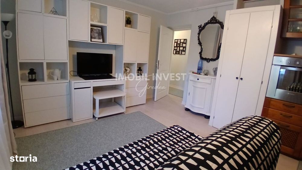 Apartament 2 camere, etaj 1, balcon, loc de parcare
