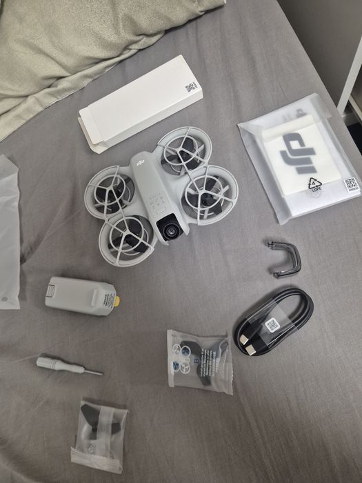 Vand Drona dji neo, nouă!