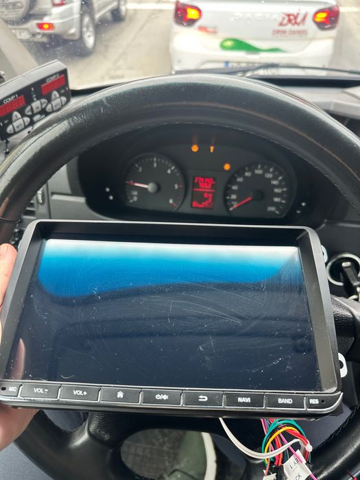 Vând navigație 4gb RAM Carplay