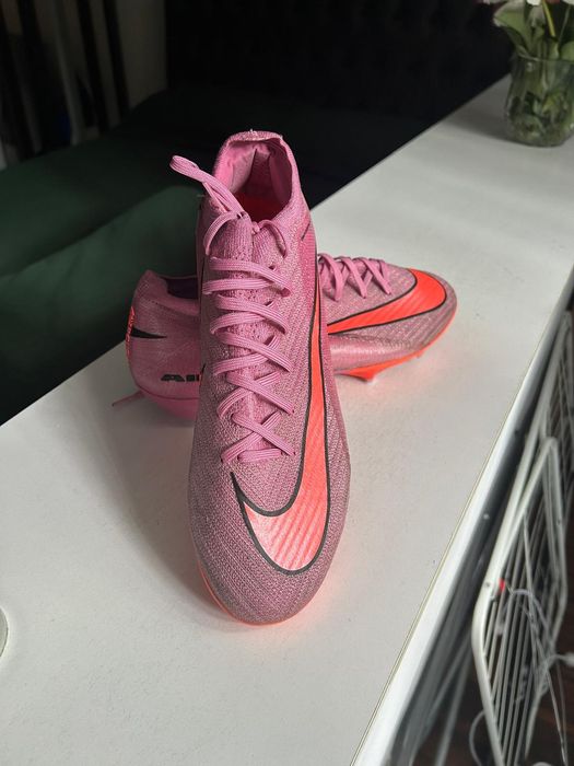 Ghete fotbal Nike Zoom Air Mercurial Vapor 16 Pro FG - Mărimea 44 - Stare Foarte Bună