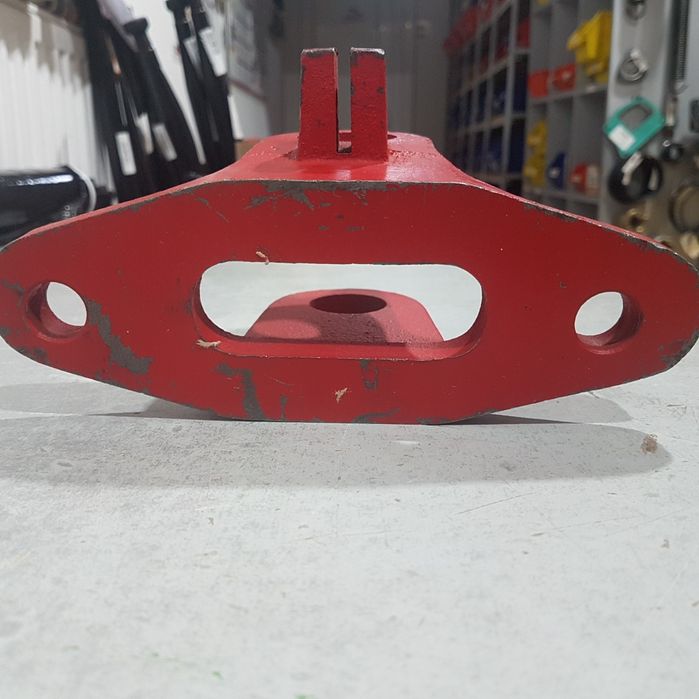 Furca remorcare fata U650 din fonta