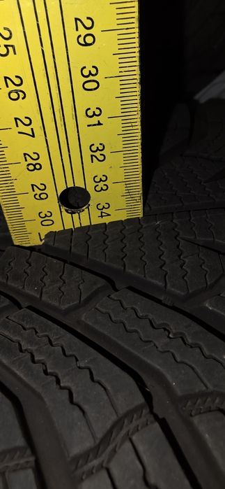 Cauciucuri iarna 215/50 R18