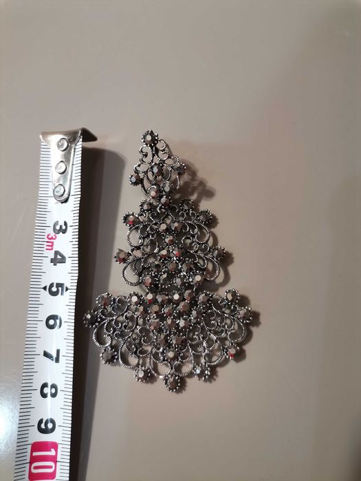 Серьги из бижутерного сплава