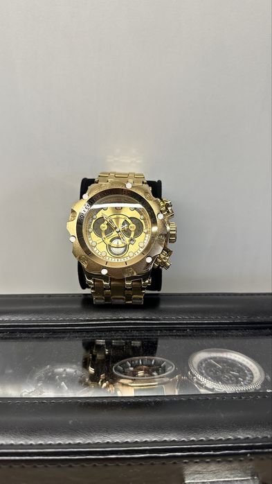 Мъжки златист часовник