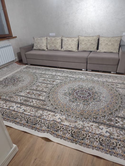 Продам большой диван!