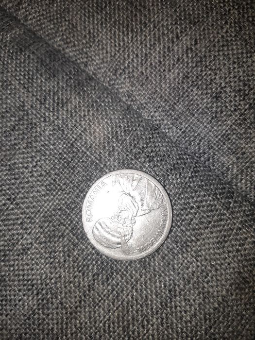 Vand moneda de 100 de lei din anul 1994