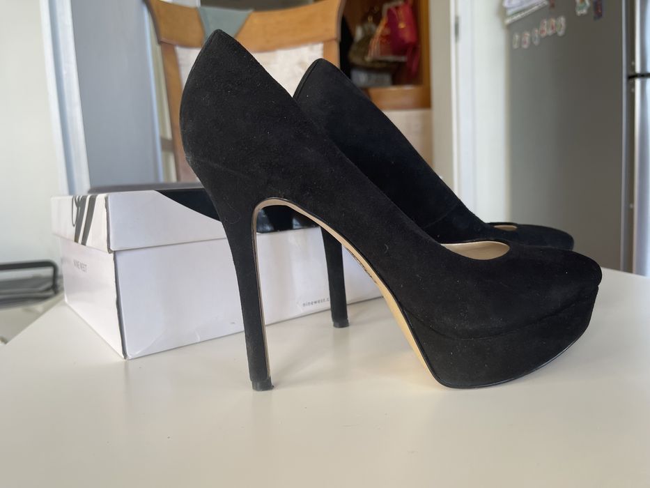 Nine West 39 велурени обувки на висок ток