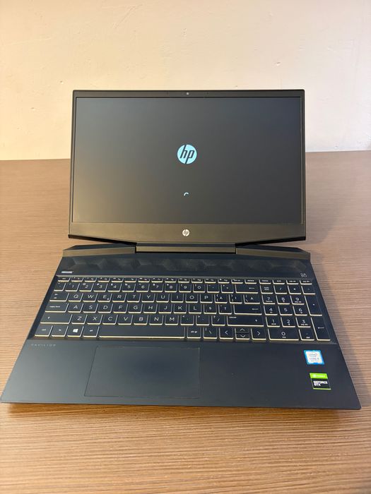 laptop hp pavilion 15 second hand si noi de vanzare • Anunturi