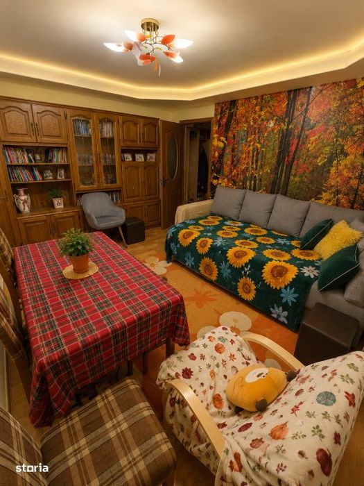 Apartament 2 camere, semidecomandat, 56 mp, zona centrala Bals