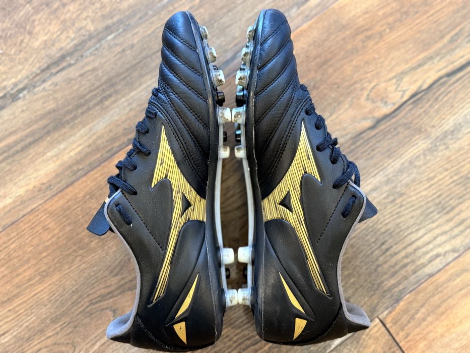 футболни обувки Mizuno Morelia Neo IV FG – естествена кожа