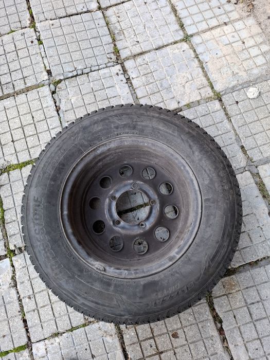 Джанти с гуми за Suzuki Jimmy