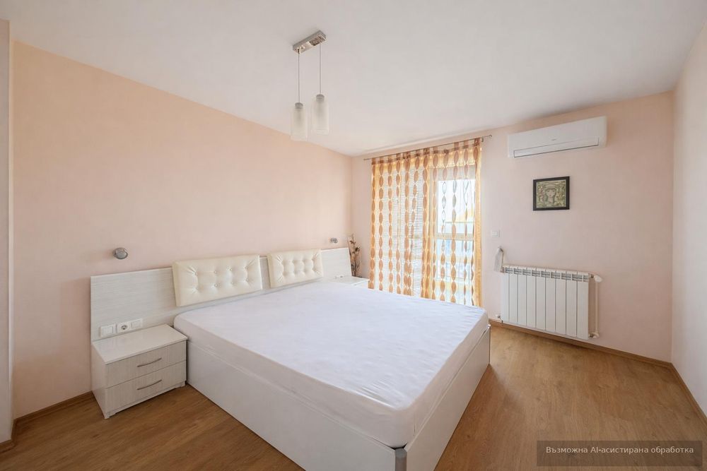 Тристаен апартамент под наем в Център