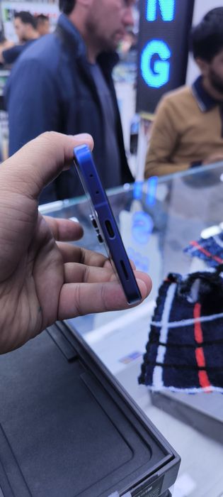 samsung Z flip 7 12/512 Blue Shadow