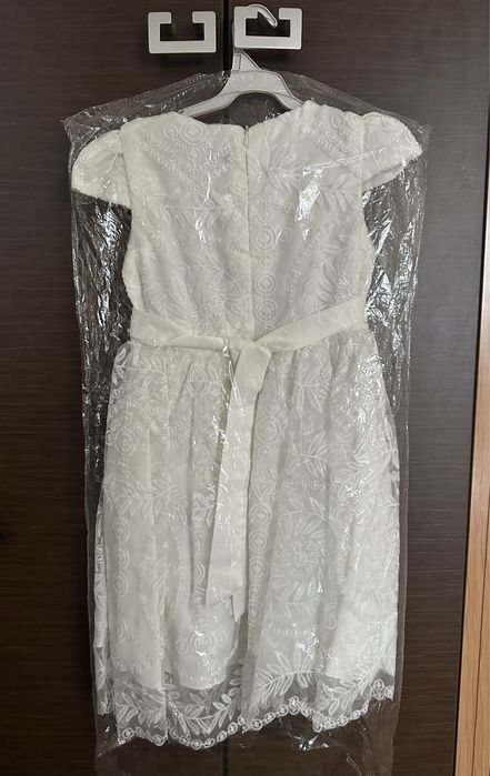 Новая одежда для девочек, от 2 до 7 лет, цены от 5000 тг