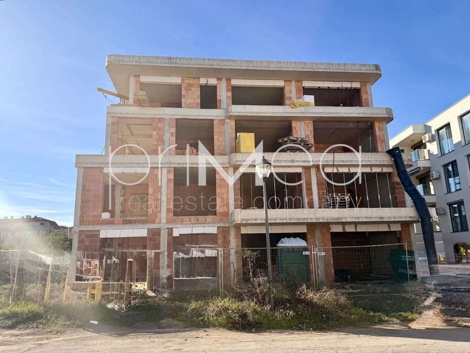 Продава се Двустаен апартамент в Черноморец - 74 кв.м за 813 €/кв.м - Снимка #4