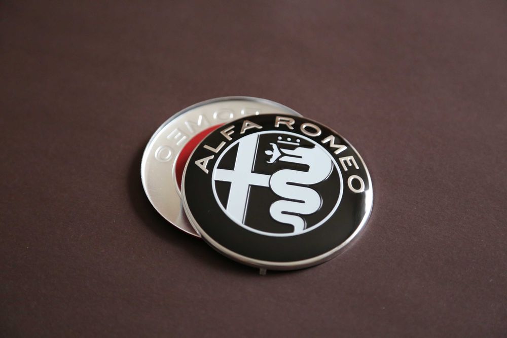 Stema siglă emblema Alfa Romeo 74mm
