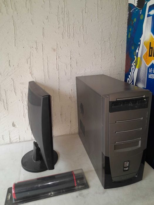 Процессор и коврик рабочие 9 000 тенге.