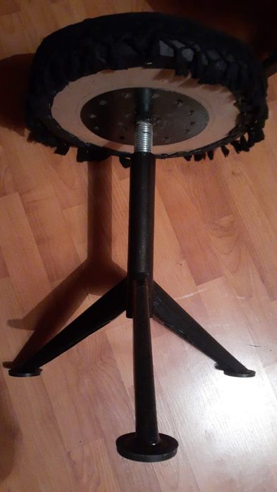 Продам стул для пианино, рояля