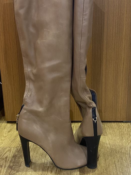 Продам натуральную женскуб обувь