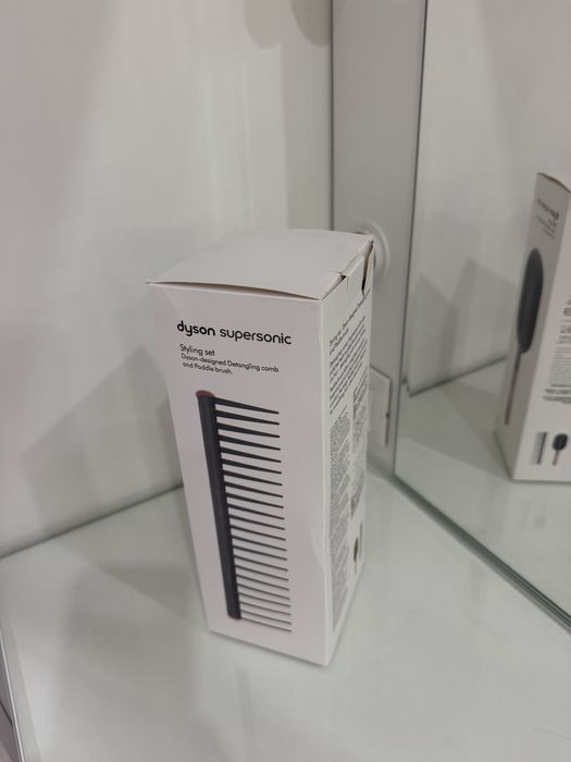 Новая расчёска Dyson
