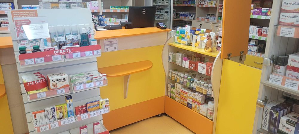 Vand mobilier farmacie