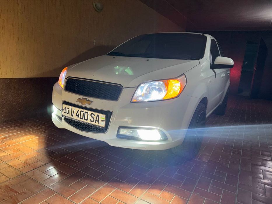 Nexia 3 sotiladi gazi bor