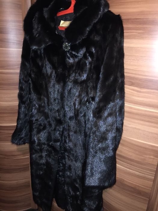 Продам норковую шубу