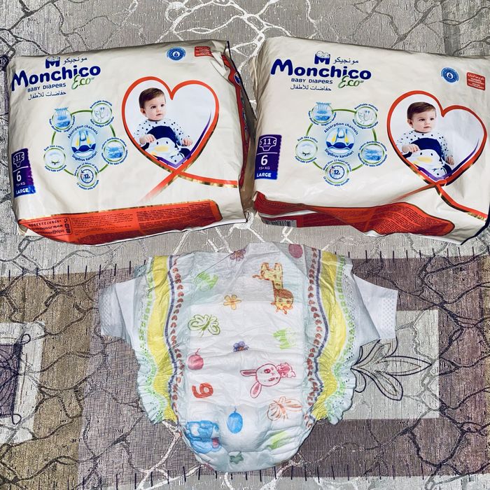 Памперсы, подгузники! Haggies(для бассейна), Monchico(повседневные)