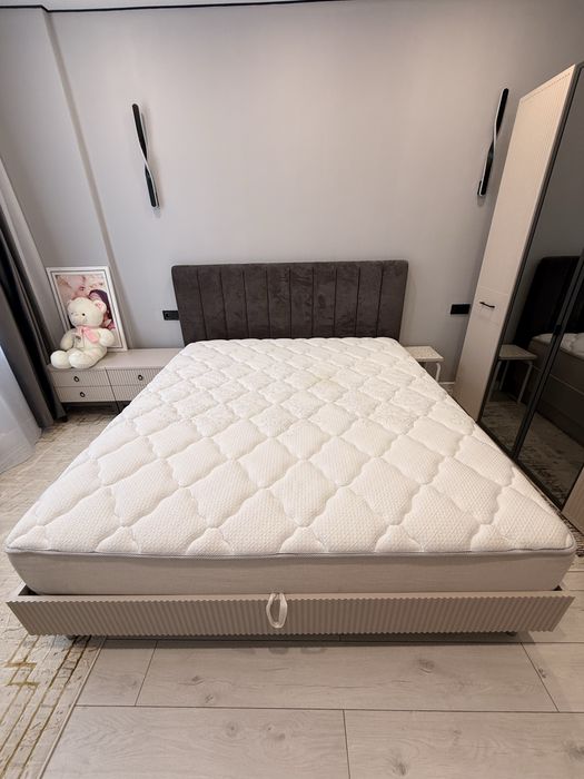 Кровать двухспальная