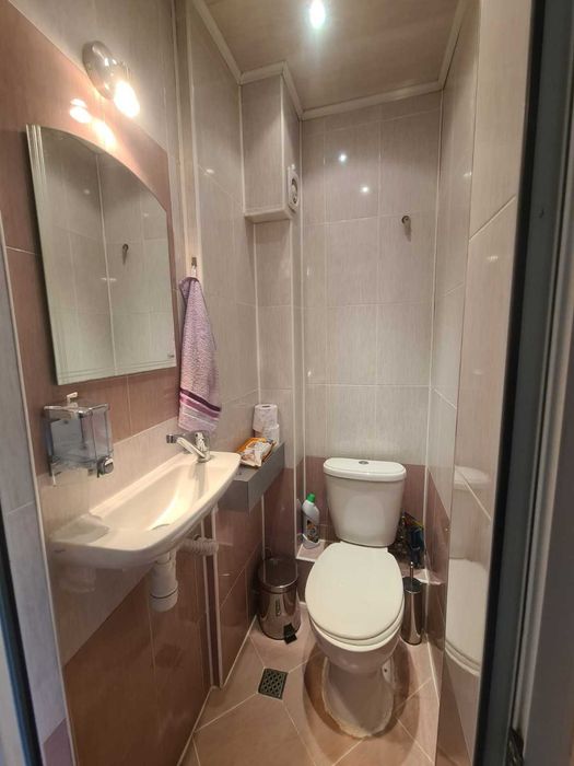 Продава се Четиристаен апартамент в Хасково, Център - 78 кв.м за 1082 €/кв.м - Снимка #12