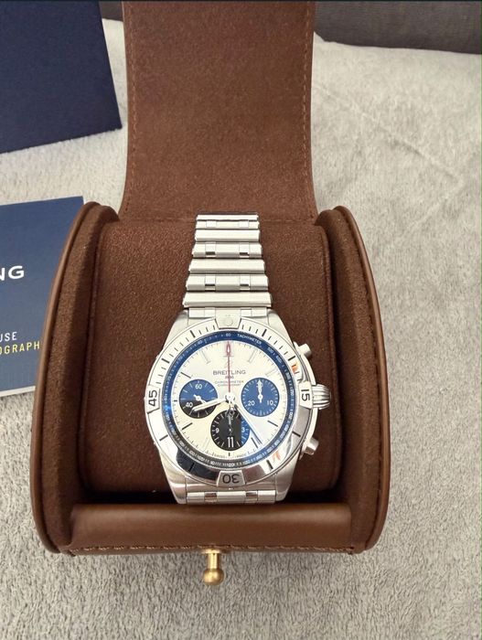 breitling chronomat B01 42
