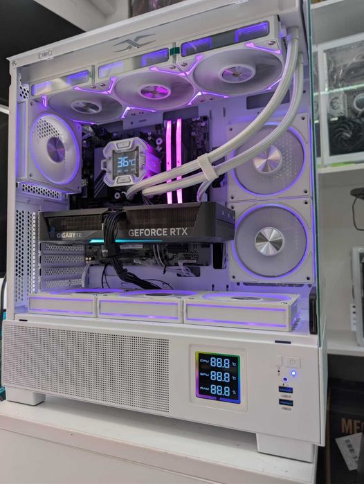 Gaming Pc Ryzen 7 9800X3D/B850M/RTX 5070/Stocare 1 TB/RAM 32GB DDR5/Sursa 750W/Garantie/TVA