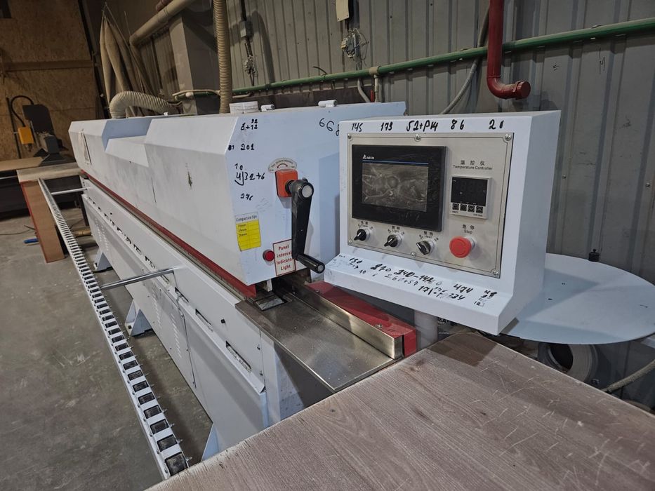 Продам мебельное оборудование Алматы