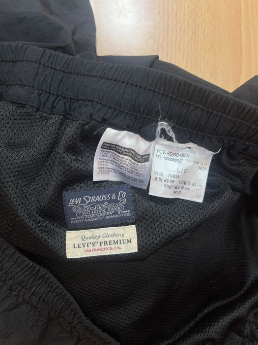 Levis мъжки къс панталон L