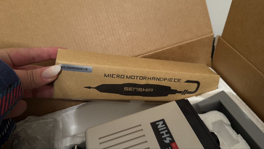 Аппарат для маникюра Strong 204